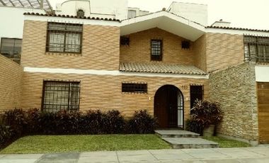 Casa venta en Urbanización La Castellana, Santiago de Surco