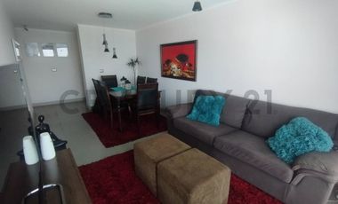 En Arriendo hermoso departamento vista al al mar amoblado en sector norte
