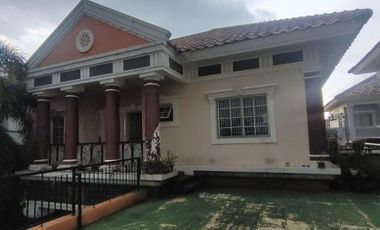 Rumah Butuh Sedikit Perawatan di Empire Park Sentul City