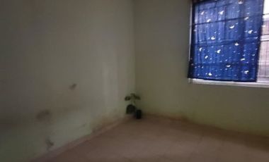 Rumah Butuh Sedikit Perawatan di Empire Park Sentul City