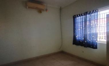 Rumah Butuh Sedikit Perawatan di Empire Park Sentul City