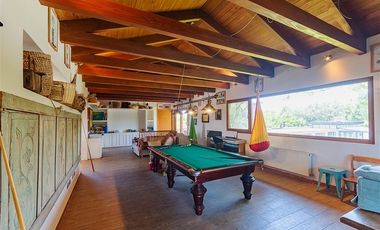 Espectacular casa en gran terreno Las Brisas de Chicureo