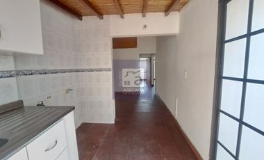 COD. 4035 - SE ARRIENDA APARTAMENTO - BARRIO: GIRON