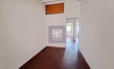 COD. 4035 - SE ARRIENDA APARTAMENTO - BARRIO: GIRON