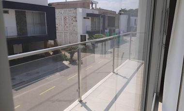 casa en venta en c.c savanna club. Cod V2319