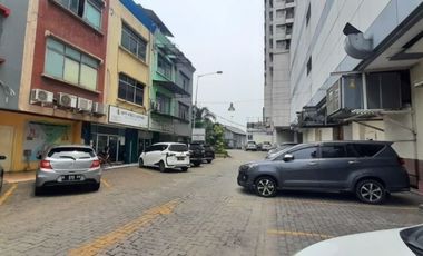 Disewa Ruko 3 lantai di Margonda Depok