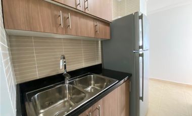 SE ALQUILA APARTAMENTO AMOBLADO EN ALBROOK