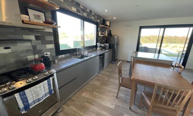 GRAN CASA A ESTRENAR EN PILARA