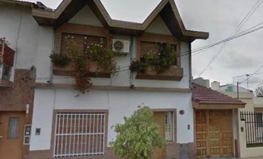 Casa 8 amb - Lavalle 3450- Villa Libertad
