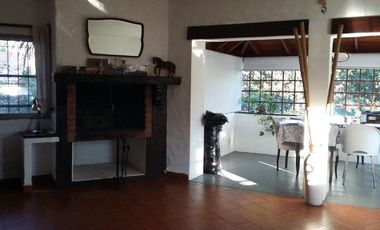 Oficina de 5 ambientes con cochera en Venta San Isidro