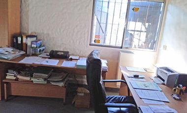 Oficina de 5 ambientes con cochera en Venta San Isidro