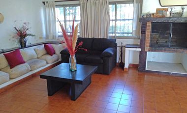 Oficina de 5 ambientes con cochera en Venta San Isidro