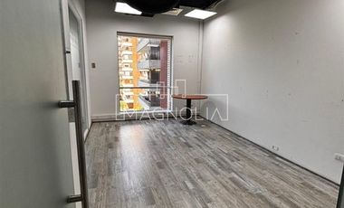 Amplia Oficina Arriendo Nueva Las Condes