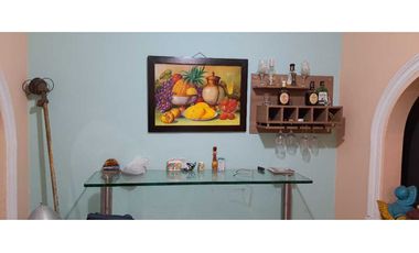 SE VENDE CASA MUY AMPLIA EN CALDAS
