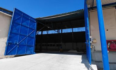 bodega en arriendo en via 40. Cod A1026