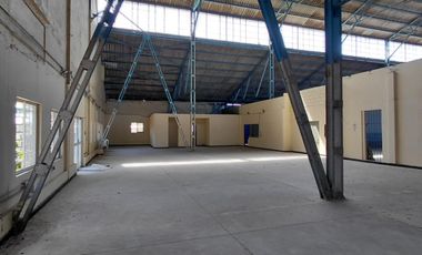 bodega en arriendo en via 40. Cod A1026