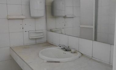 bodega en arriendo en via 40. Cod A1026