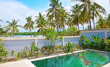 Hotel Bintang 4 Tepi Pantai Sire dekat Gili Trawangan - Lombok
