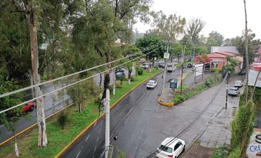 SE RENTA EDIFICIO COMERCIAL EN CAMELINAS A UNOS METROS DE TELCEL