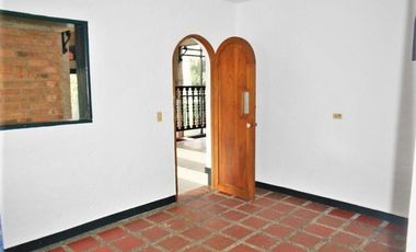 PR12637 SE ARRIENDA CASA EN LA LOMA DE LAS BRUJAS - ENVIGADO