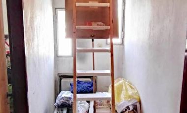 Propiedad en 3 plantas - Sobre lote de 340mts2 - 3 dormitorios - Altillo amplio - 2 baños completos - galpón - quincho - garage - parque