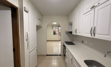 apartamento en arriendo en estadio. Cod A9432821