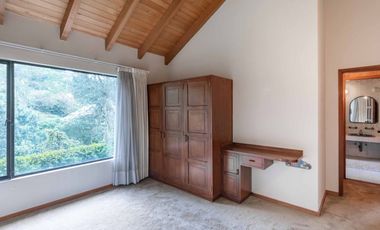casa en venta en fusca. Cod V27859