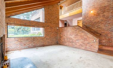 casa en venta en fusca. Cod V27859