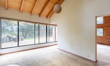 casa en venta en fusca. Cod V27859