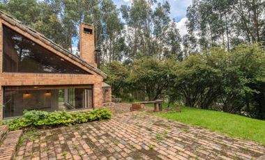 casa en venta en fusca. Cod V27859