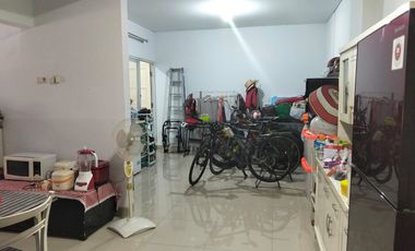 Rumah LB 200 Hadap Selatan 15 Menit ke Trans Studio Cibubur J-44817