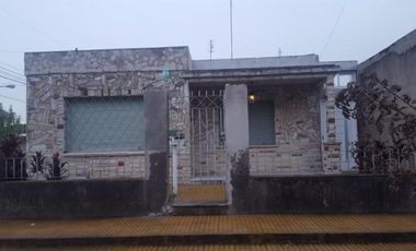 CASA 3 AMB C/GARAGE Y PATIO 191m2 *apto credito*