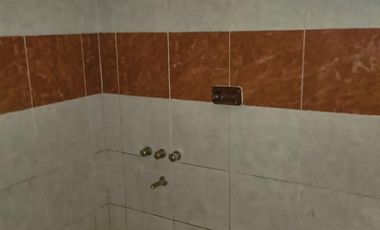 GUIDEK - STASIUK PROPIEDADES VENDE EXCELENTE PROPIEDAD SOBRE CALLE UCRANIA