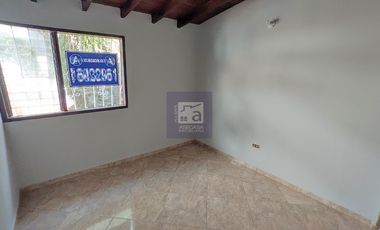 COD. 5952 - SE ARRIENDA CASA - BARRIO: PROVENZA