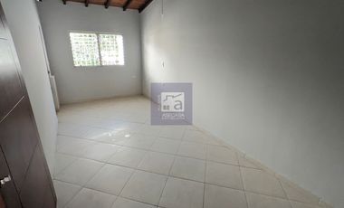 COD. 5952 - SE ARRIENDA CASA - BARRIO: PROVENZA