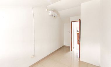 Rumah 2 Lt SHM 12 Menit ke Pamulang Square Dibantu KPR J-36639