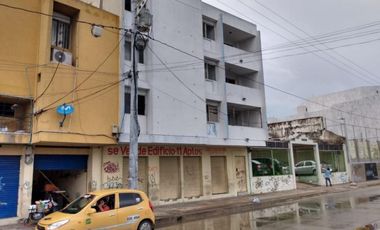 edificio en arriendo/venta en centro. Cod A1836