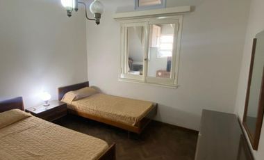 Casa de 4 AMBIENTES ubicada a 250 metros de la estación