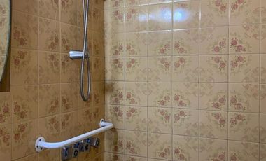 Casa de 4 AMBIENTES ubicada a 250 metros de la estación