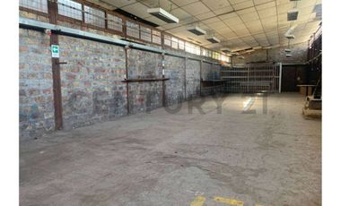 SE VENDE GALPON/ BODEGA EN INDEPENDENCIA