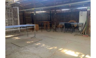 SE VENDE GALPON/ BODEGA EN INDEPENDENCIA