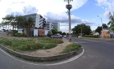 lote en arriendo en la riviera. Cod A22345