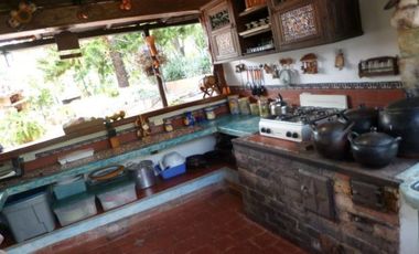 finca en venta en la mesa. Cod V2310