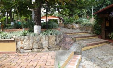 finca en venta en la mesa. Cod V2310