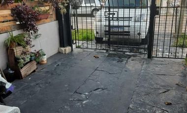 VENDO DUPLEX 3 AMB.C/ COCHERA VILLA LUZURIAGA