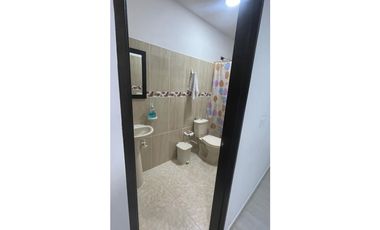 AMPLIO APARTAMENTO SAN VICENTE