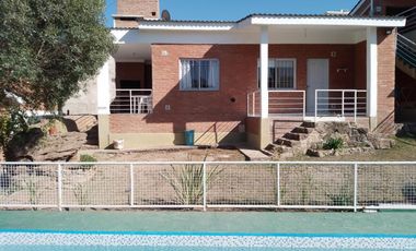 Complejo de Cabañas en venta - 8 Cabañas - Cocheras - 1.311Mts2 - Villa Carlos Paz, Córdoba