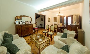 CASA 4 DORMITORIOS VENTA ZONA MONUMENTO A GUEMES