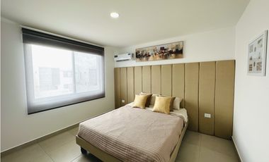CASAS EN URB CRISTAL AZUL
