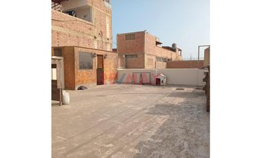 🏠 Se Vende Amplia Casa En Punta Negra